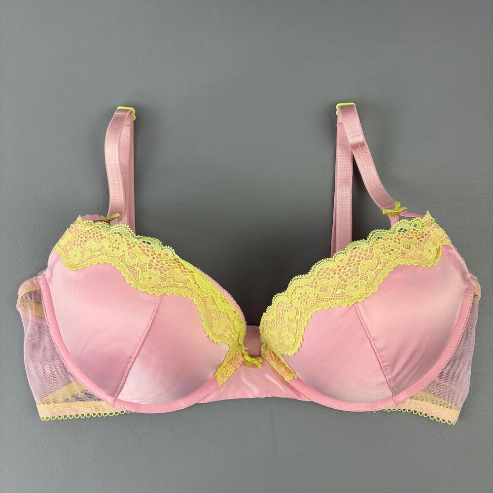Victoria's Secret Tease Pink and Yellow Lace Trimmed Pushup Bra - Picture 2 of 8